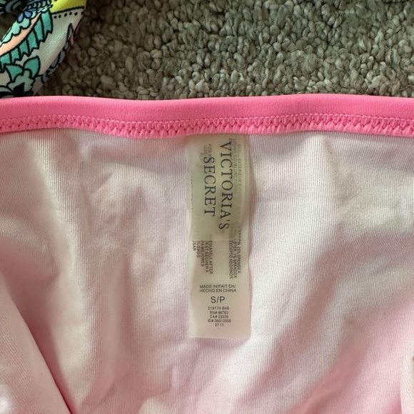 Victoria Secret Bikini - Picture 4 of 4